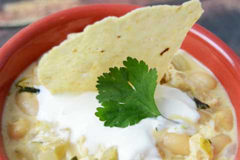 Straightforward White Hen Chili