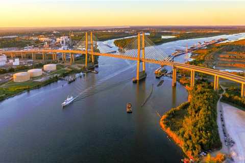 The Impact of Commute Times on the Economy in Mobile County, Alabama